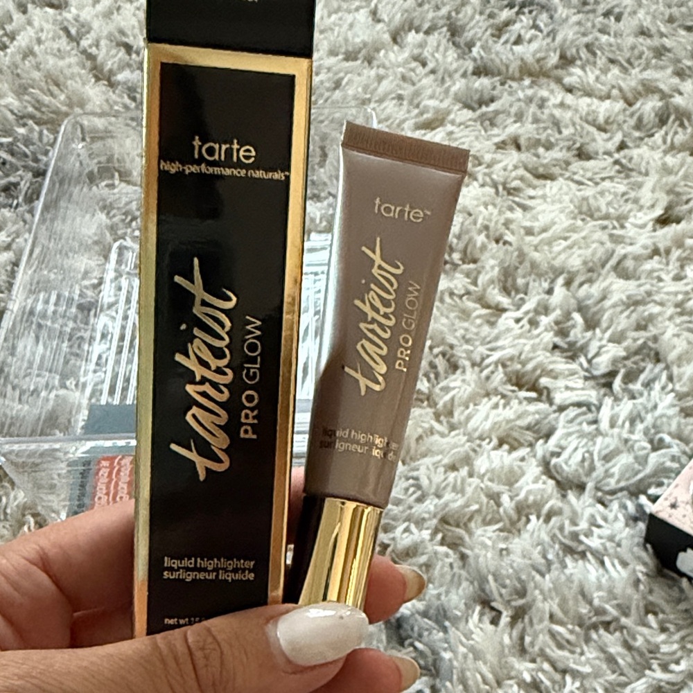 Tarte PRO Glow Liquid Highlighter - Radiant Gold